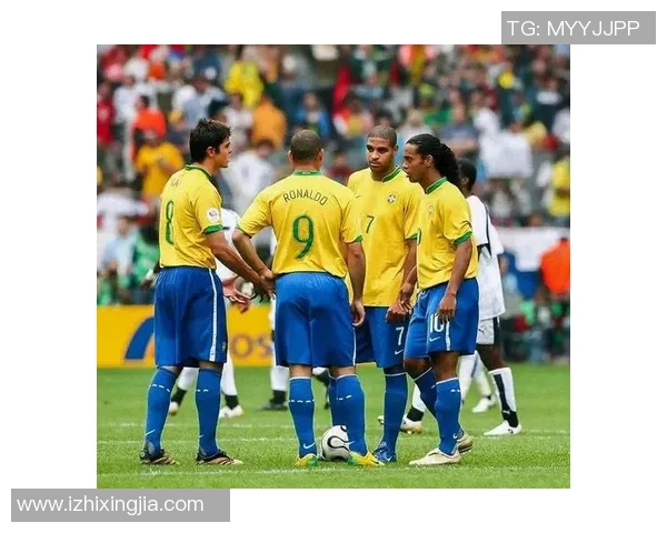 科姓足球明星的辉煌历程与传奇瞬间回顾 科姓足球明星的辉煌历程与传奇瞬间回顾